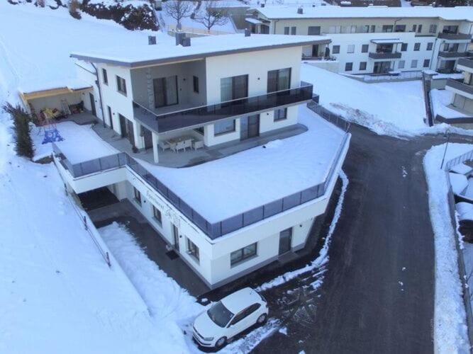 Top Holiday Flat In Fuegen Near The Ski Area Kültér fotó